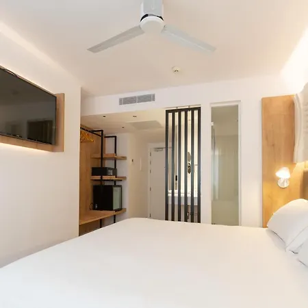 Hotel Senator 4*